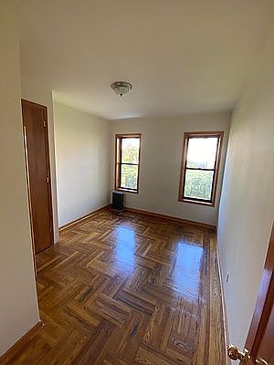 3rd image of 773 44th St APT A5
