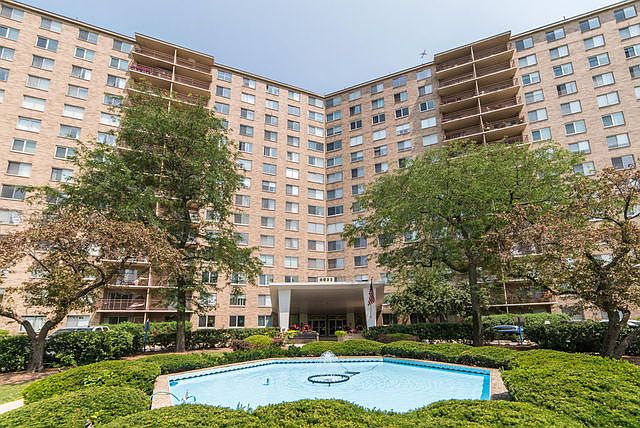 1st image of 6833 N Kedzie Ave APT 613