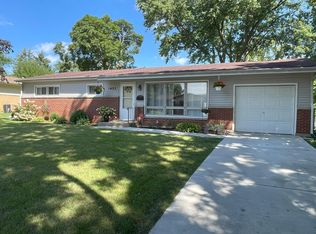 1423 Notre Dame Rd, Rockford, IL 61103