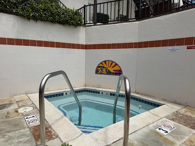 4032 Ampudia St — Photo 36