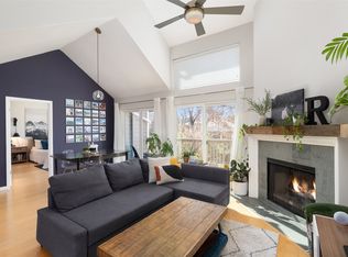 9222 Church Rd APT 121, Dallas, TX 75231