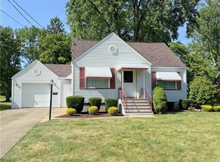 16 Island Dr, Poland, OH