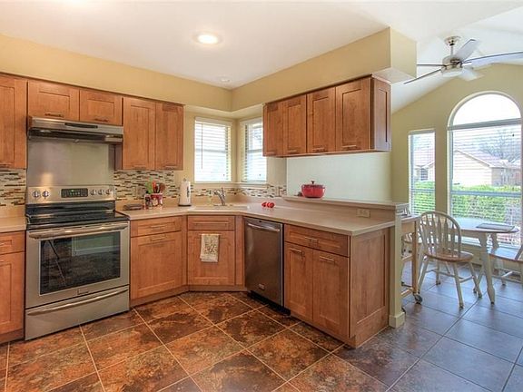 4th image of 1903 Wood Meadow Dr
