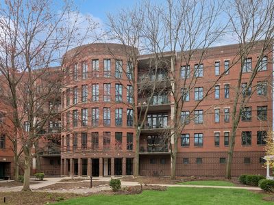 1 Gale Ave APT 3E, River Forest, IL, 60305