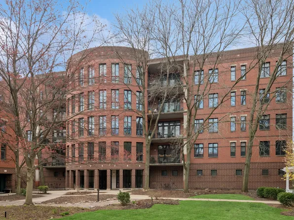 1 Gale Ave, River Forest, IL 60305