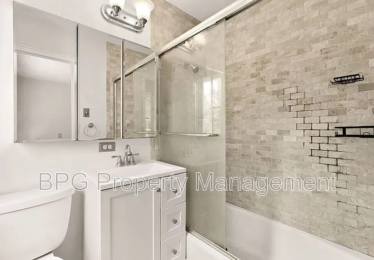 2634 Langston Blvd #403 — Photo 40