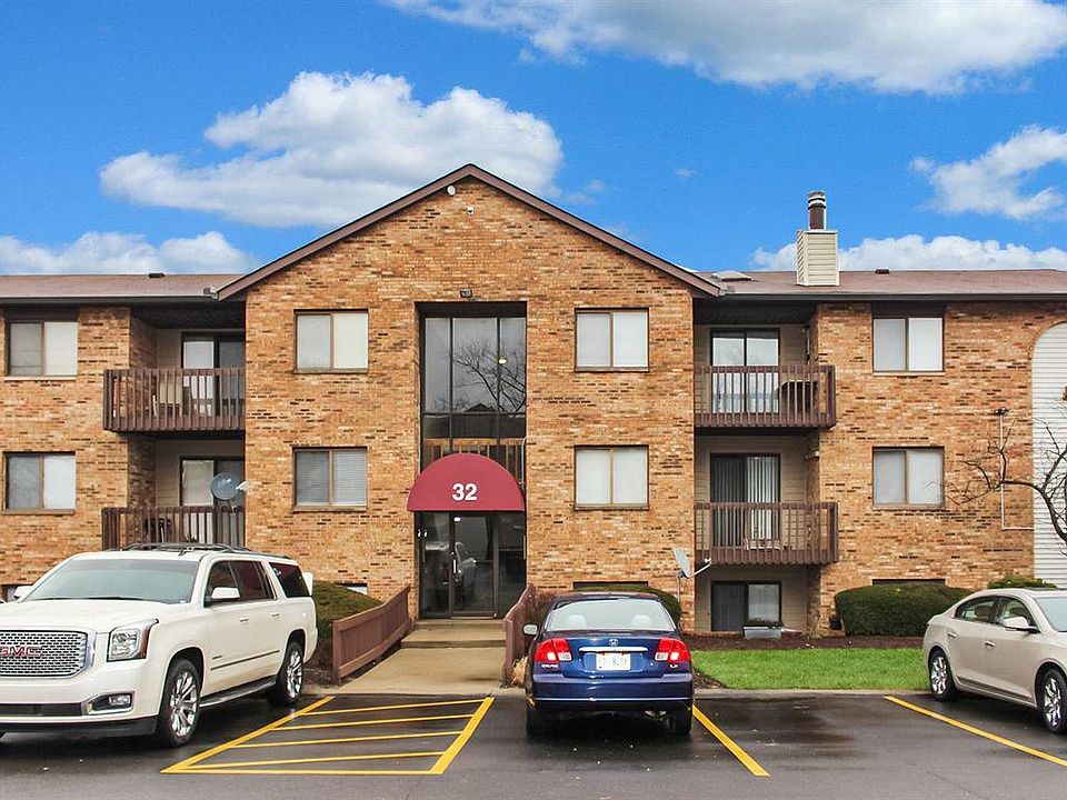1st image of 32 Providence Dr APT 20