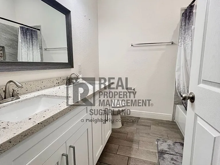 4810 Wilmington St — Photo 12