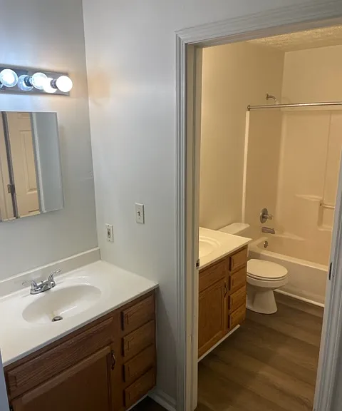 Celeron Suites — Photo 10