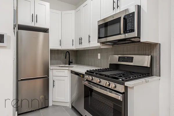 Rented by Rennit Inc. | media 4