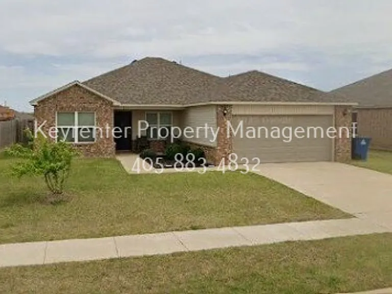 316 Karlee Ln — Photo 1
