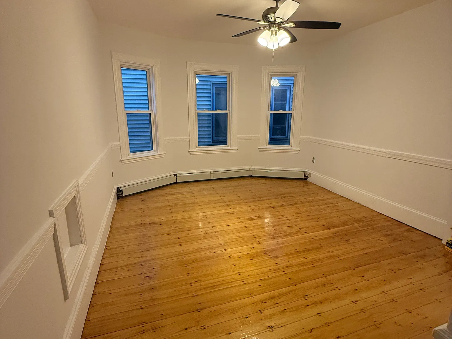 4 bed, 1475 sqft, $3,650 — Photo 4