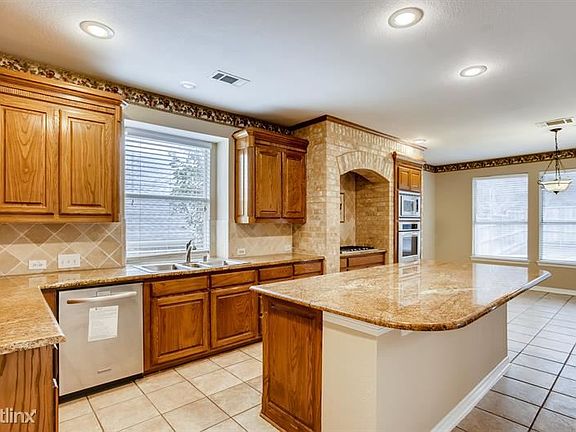 5th image of 1513 Shady Grove Cir
