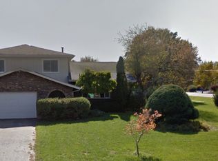 28W775 Wagner Rd, Naperville, IL 60564