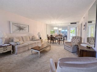 410 SE 2nd St APT 305, Hallandale, FL 33009