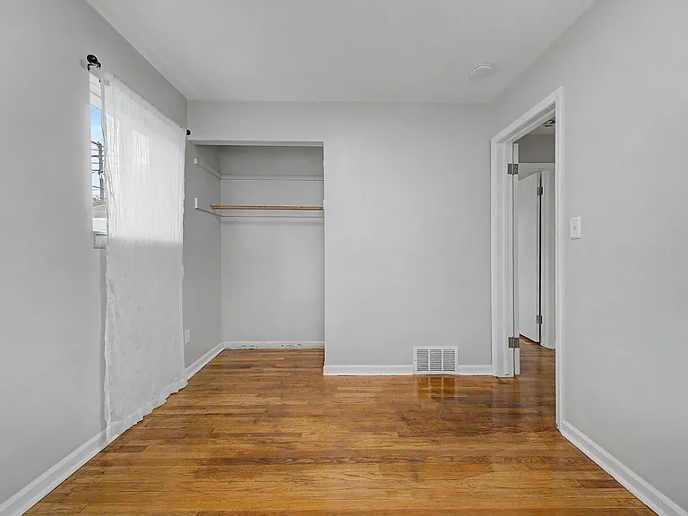 4205 Katherine St — Photo 20