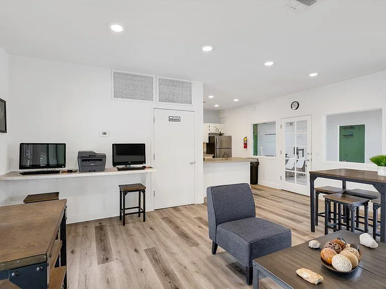 Deerfield Village — Photo 21