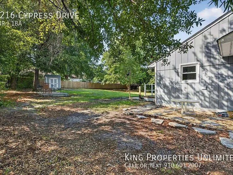 1216 Cypress Dr — Photo 7