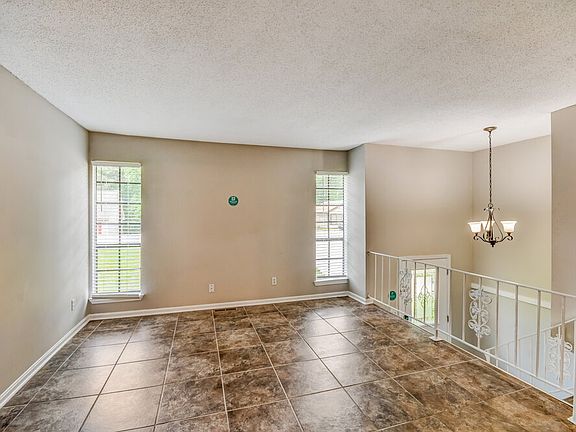 4th image of 5249 Dresden Rd