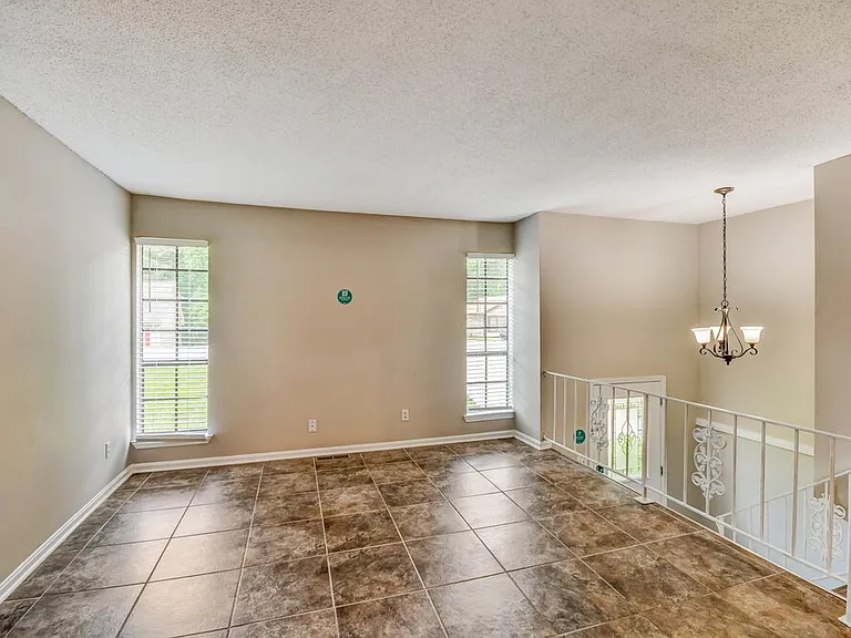 5249 Dresden Rd — Photo 4