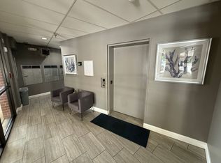 8 Russell Ave UNIT 402, Gaithersburg, MD 20877