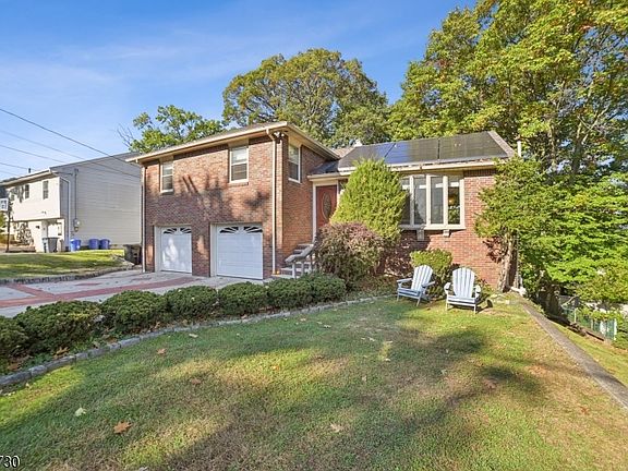 2nd image of 63 Hemlock Rd