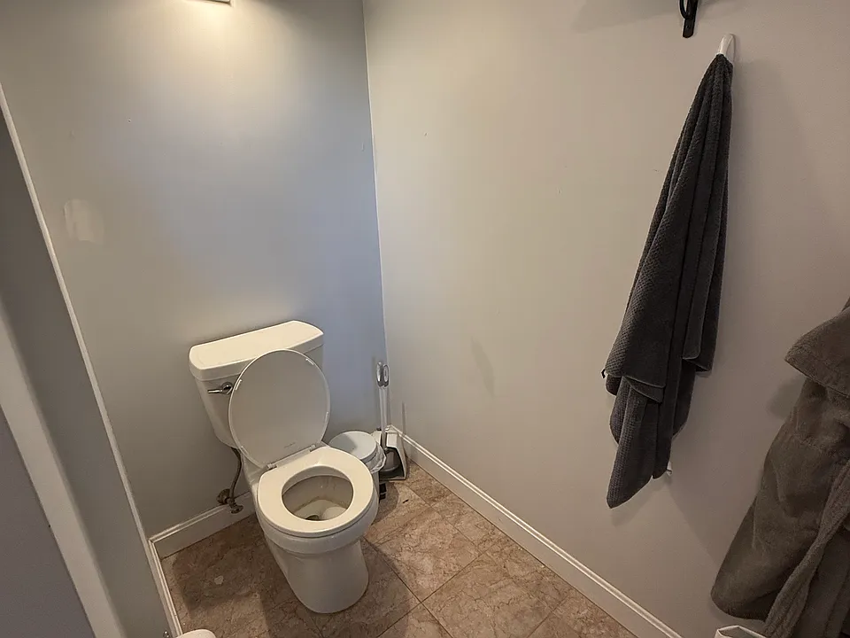16 Curtis Ave #2