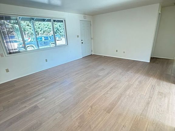5th image of 62 H St