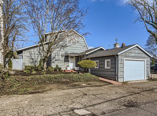 21201 NE Interlachen Ln, Fairview, OR 97024