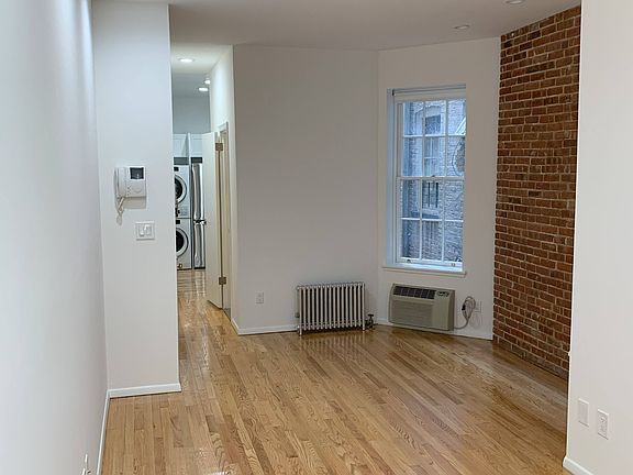 4th image of 318 E 84th St APT 3W
