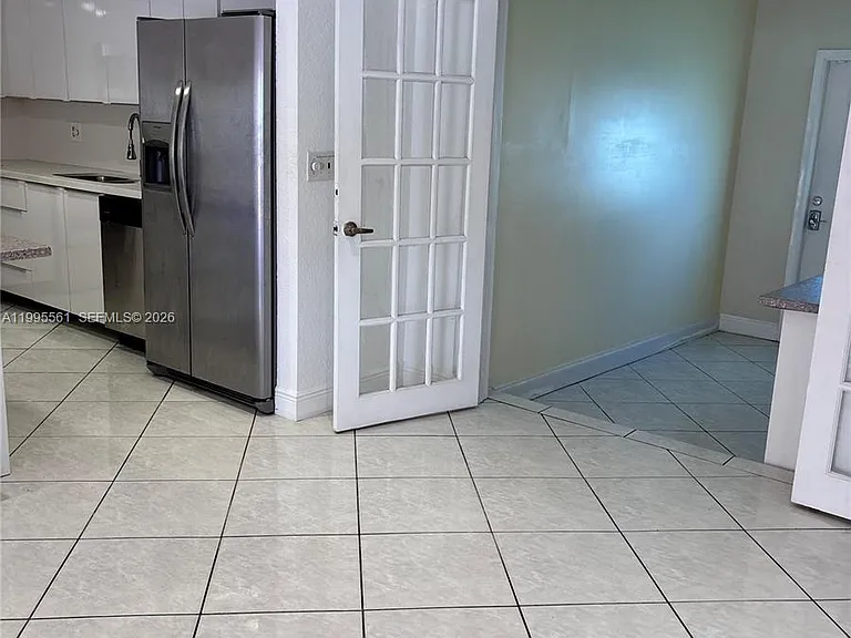 839 S Highland Dr — Photo 17