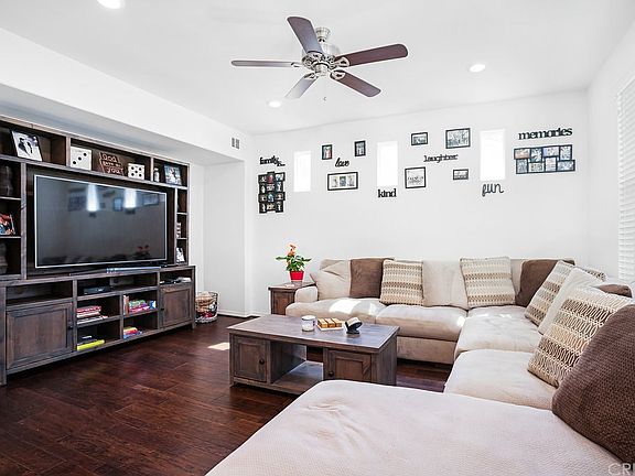 3rd image of 24313 Verdugo Cir