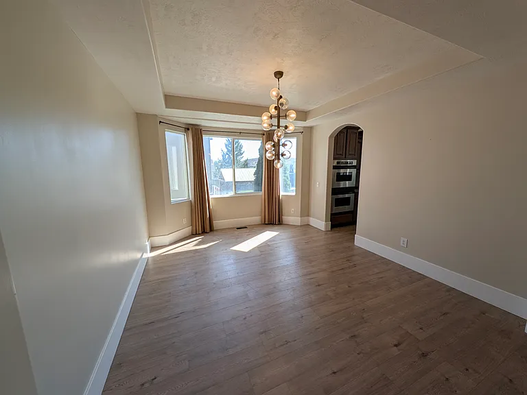 8743 N Franklin Dr — Photo 13