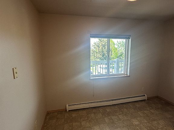 5th image of 103 Pondera Ave Unit D