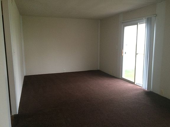 5th image of 3634 Green Ash Ct