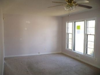 2nd image of 414 S Sheridan Ave