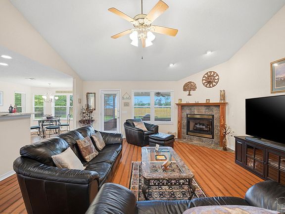 4th image of 9271 Hansel Dr