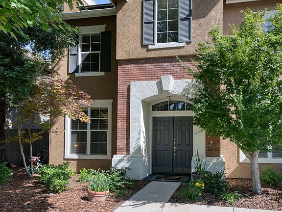 5th image of 2612 E Shea Dr