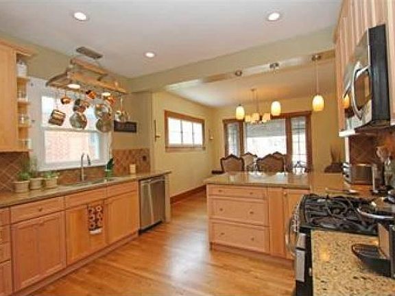 Kitchen 2
