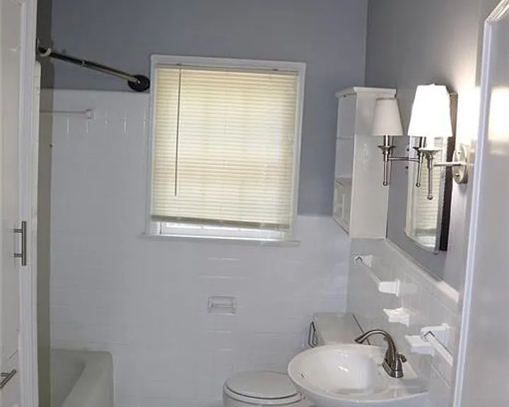 2781 Ashley Ave — Photo 10
