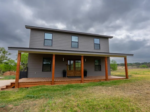 795 Tree Krauskopf Rd, Fredericksburg, TX 78624