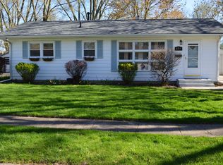 234 Magnolia Dr, Bloomington, IL