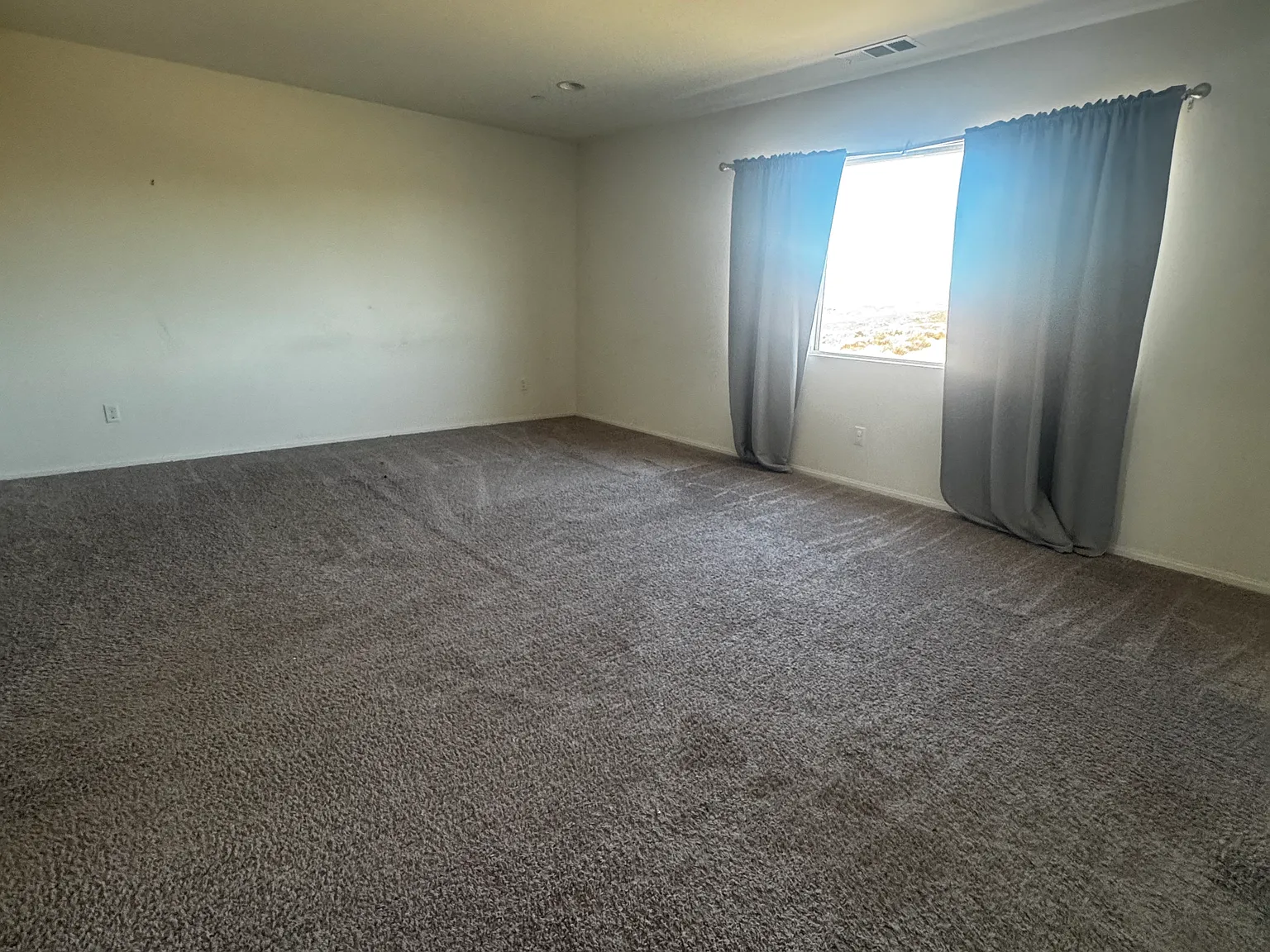1 bed, 3624 sqft, $750 — Photo 2