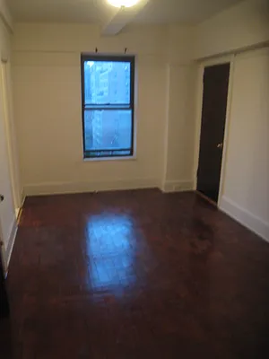 Rented by City Connections Realty | media 4