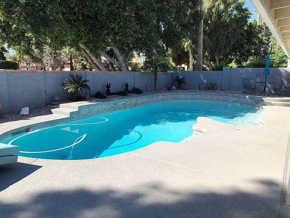 2nd image of 2039 W Natal Cir