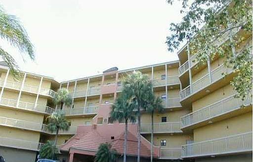 1st image of 8290 Lake Dr APT 408