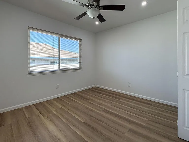 3532 Rainbow Ln — Photo 8