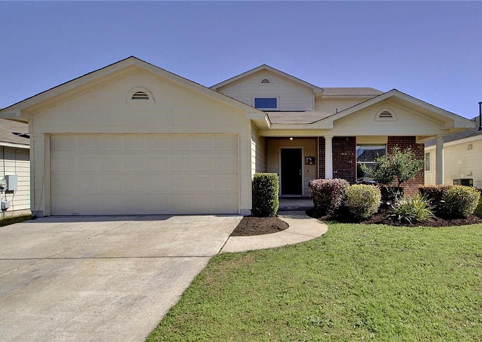 1st image of 220 Tolcarne Dr
