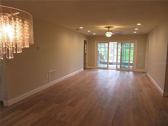 2nd image of 4104 Clubside Dr #4104