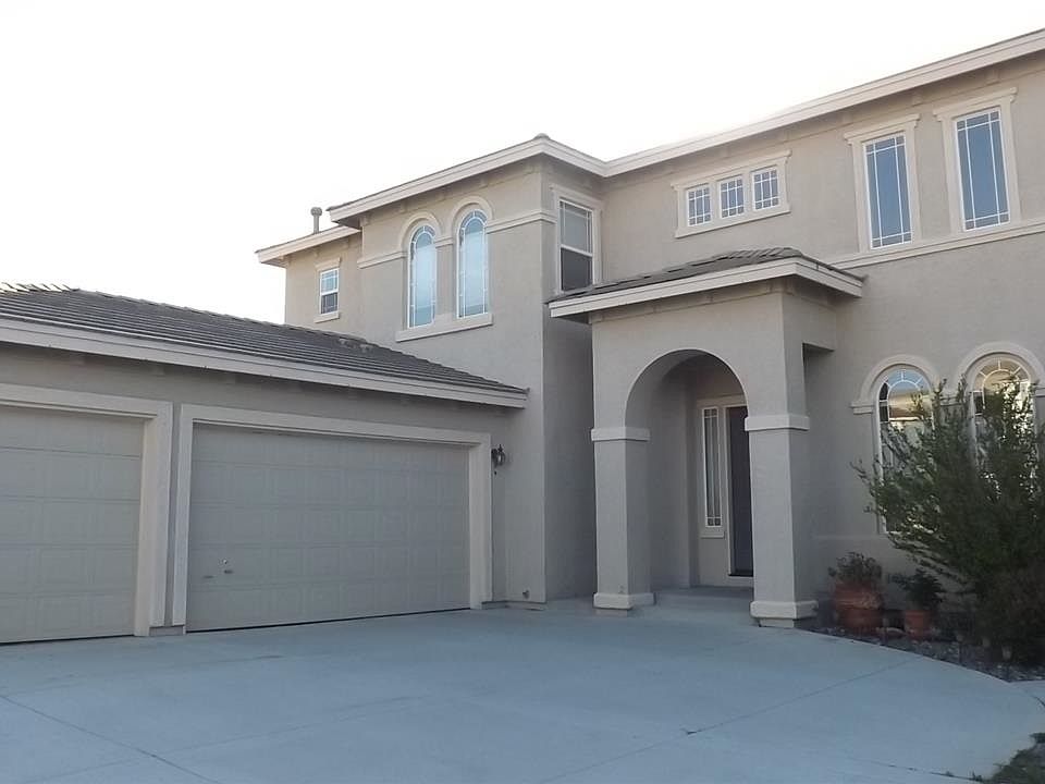 1st image of 2860 Halo Dr